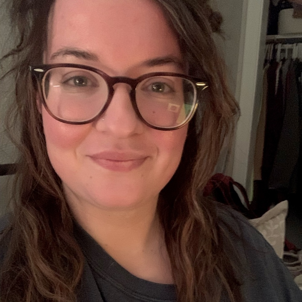 Meet your Posher, Elizabeth